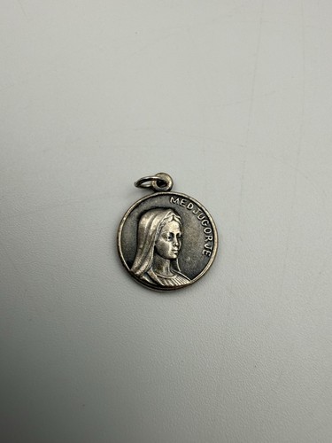Ciondolo medaglia religiosa